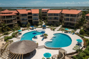 Residences at Barrier Reef 3B Oceanview 2 BR by Stay Floreo